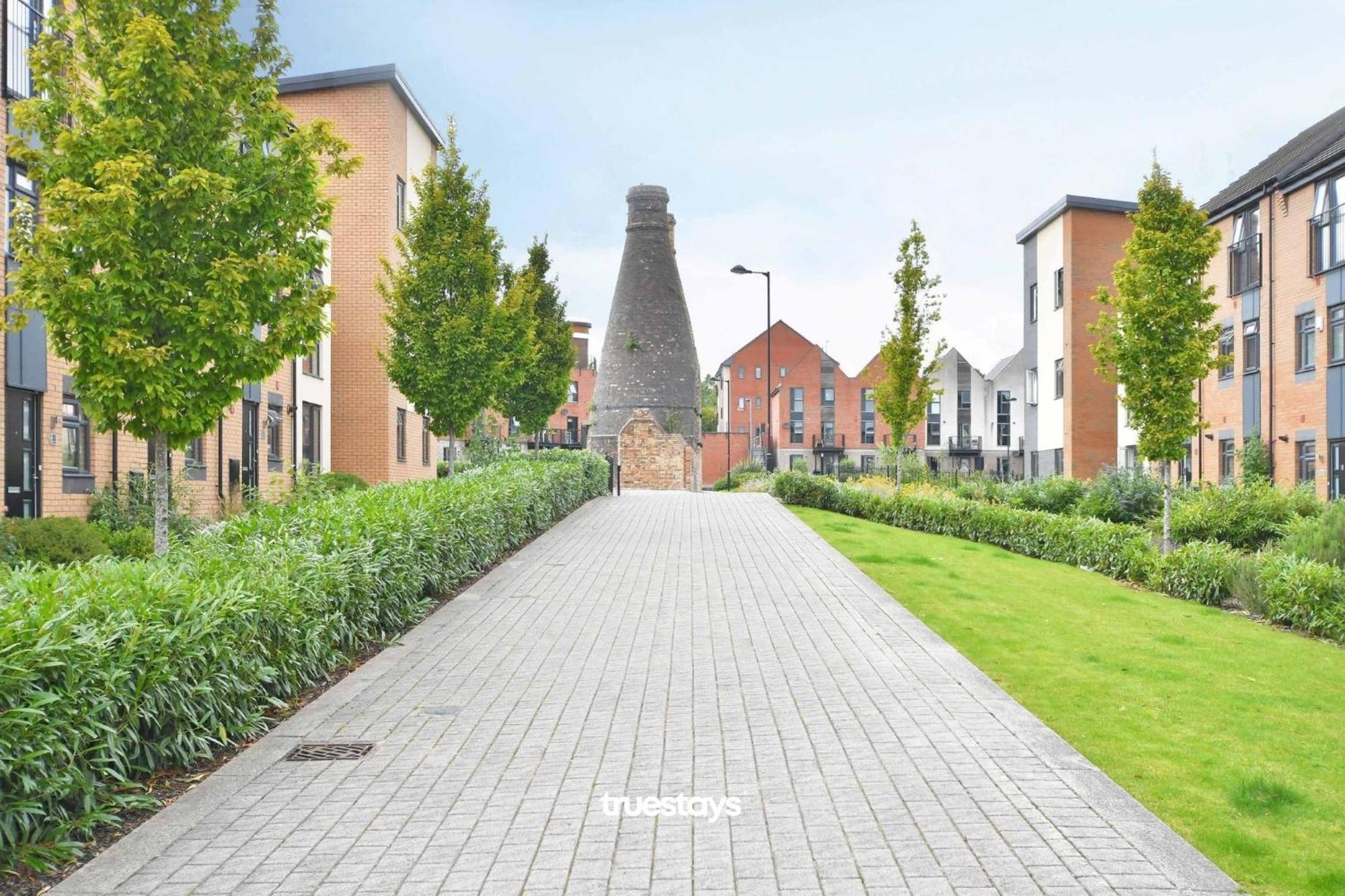 Regal House By True Stays - 3 Bedroom House In Stoke-On-Trent Exterior photo